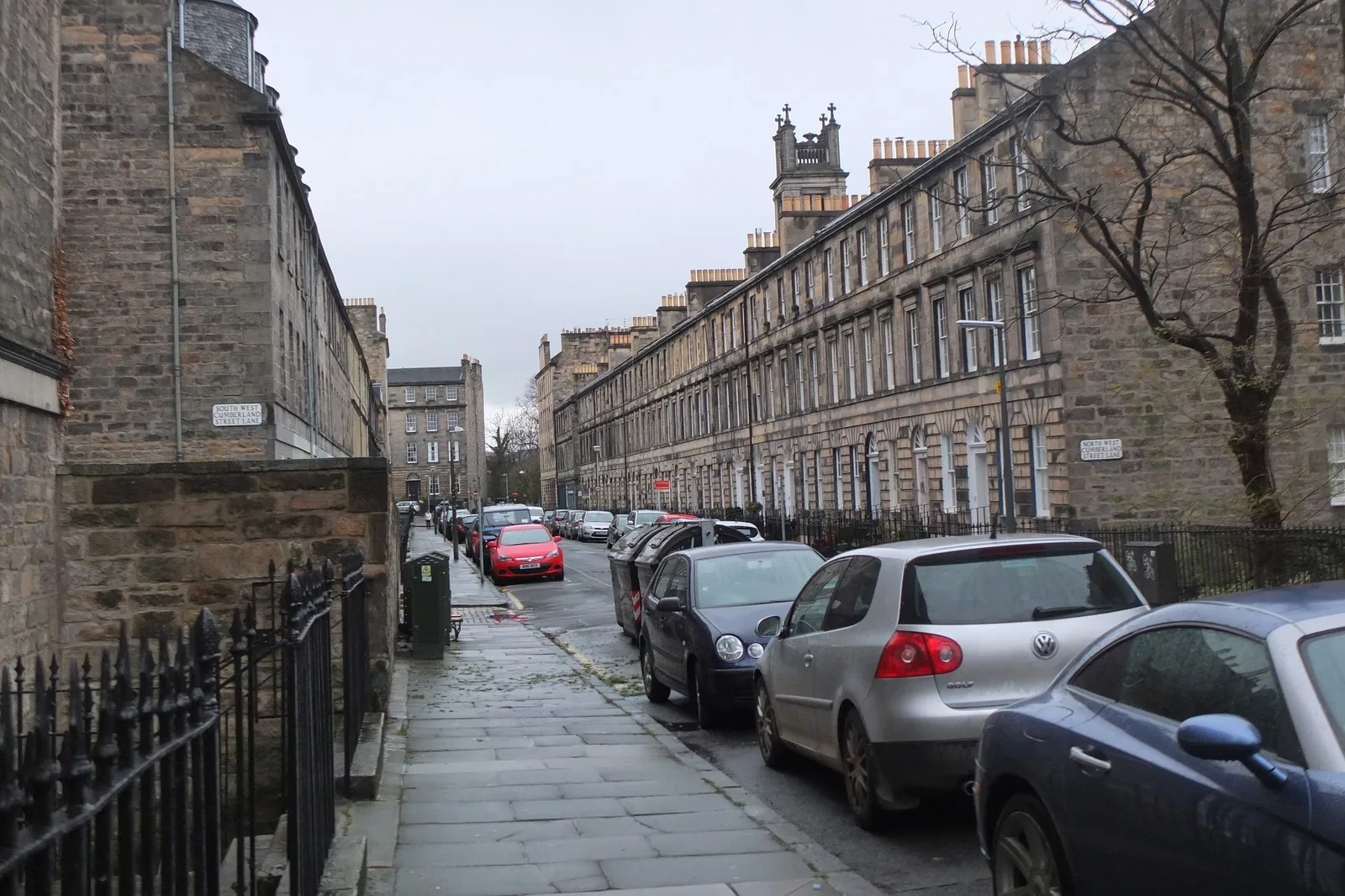 Exterior of 12 Forres Street, Edinburgh &mdash; Georgian sandstone fan-light and iron railings